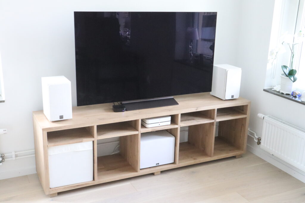 TV-bänk Roffe
